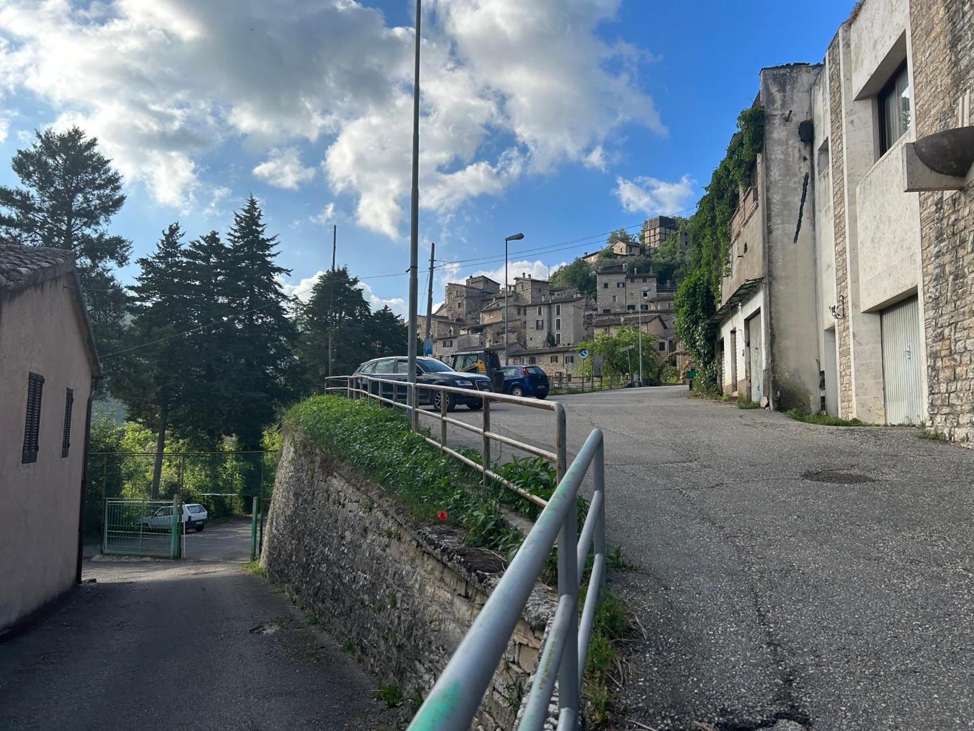 Appartamento Storico A Valle San Martino Di สโปเลโต ภายนอก รูปภาพ