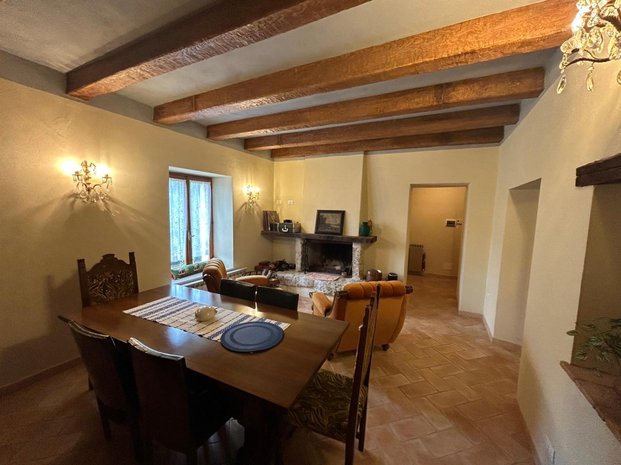 Appartamento Storico A Valle San Martino Di สโปเลโต ภายนอก รูปภาพ